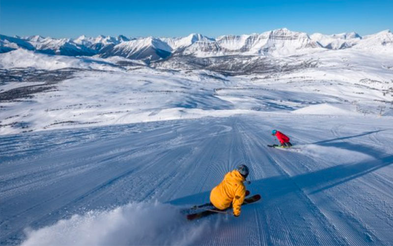 Skier au Canada