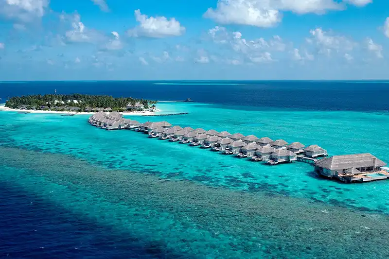 Villas sur pilotis au Baglioni Resort Maldives