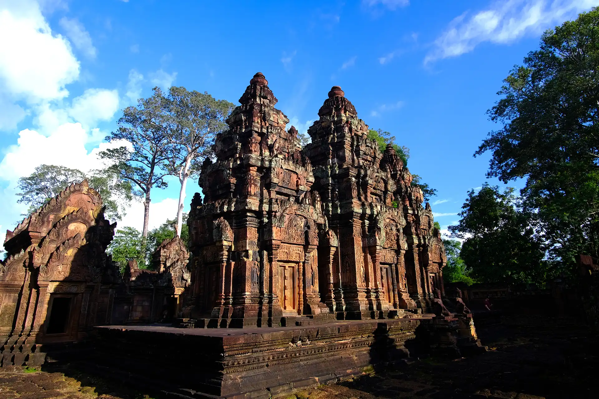 Temple de Banteay Srei en grès rose – Cambodge