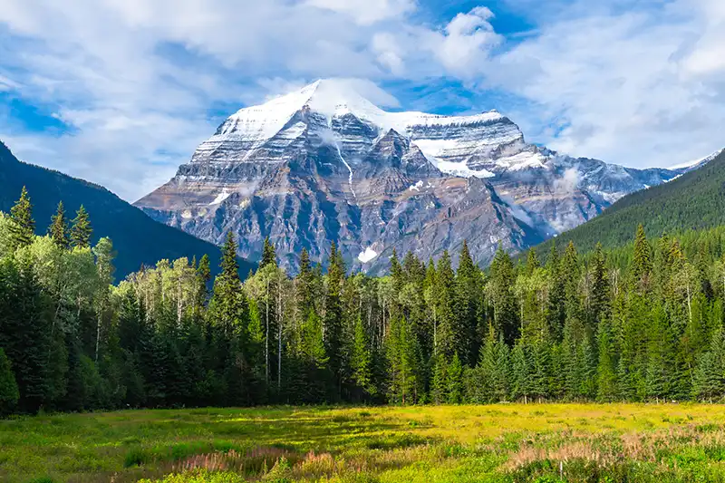 Mont Robson dans les Rocheuses canadiennes