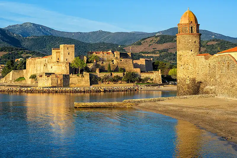 Citadelle de Calvi en Corse lors d’une croisière PONANT en Méditerranée