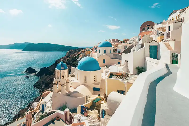 Vue de Santorin en Grèce lors d’une croisière Costa été 2027