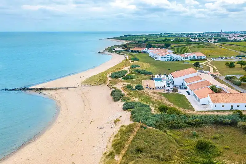 ile de re atalante relais thalasso vue aerienne bord ocean