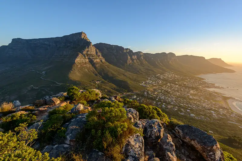 Vue panoramique du Cap et de la montagne de la Table en Afrique du Sud