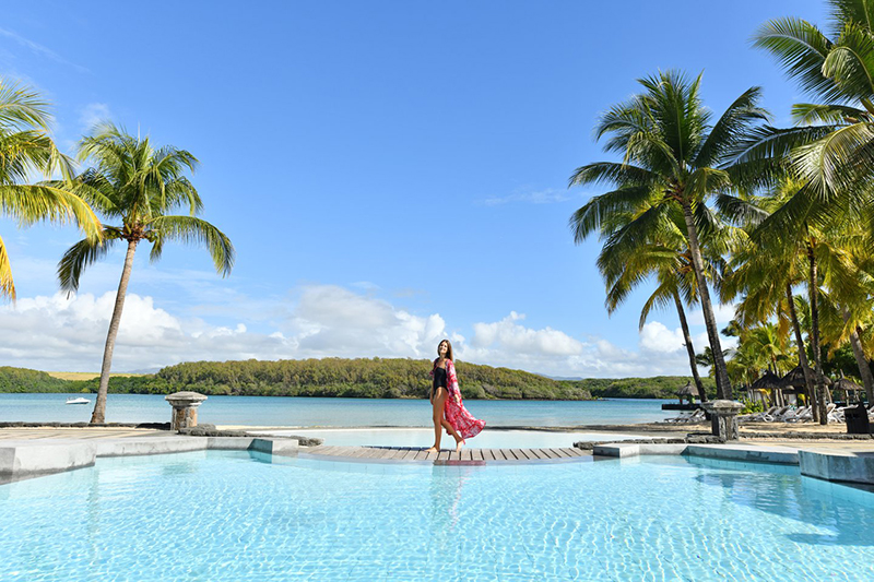 Piscine et lagon du Shandrani Beachcomber Resort & Spa à l’île Maurice