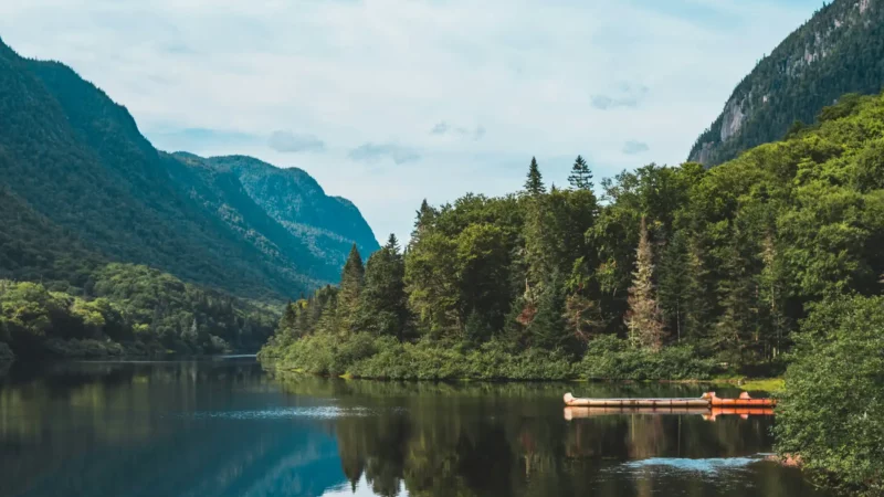 Le Canada autrement